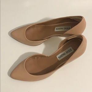 Steve Madden classic heels in Nude beige